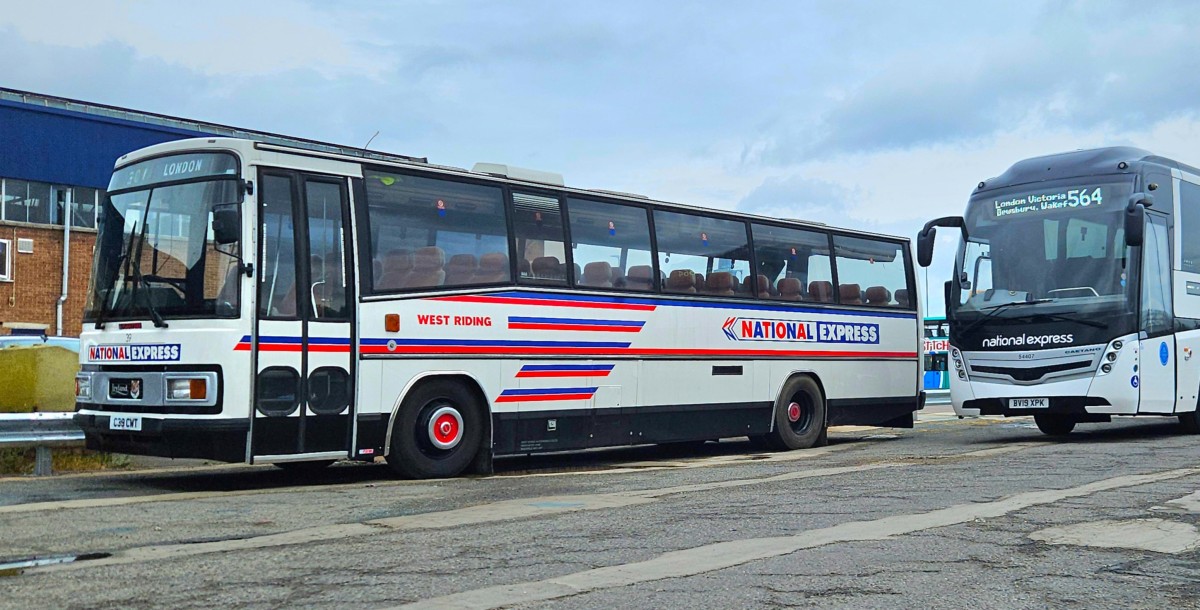 C39CWT - fleet no 39 Leyland Tiger 245 11m Plaxton Paramount 3200 MkII